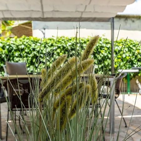 Two-bedroom With Pool Σπίτι διακοπών